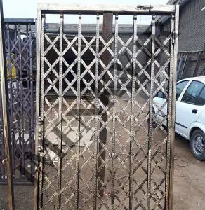 درب اکاردئونی دو جداره درب اکاردئونی دو جداره